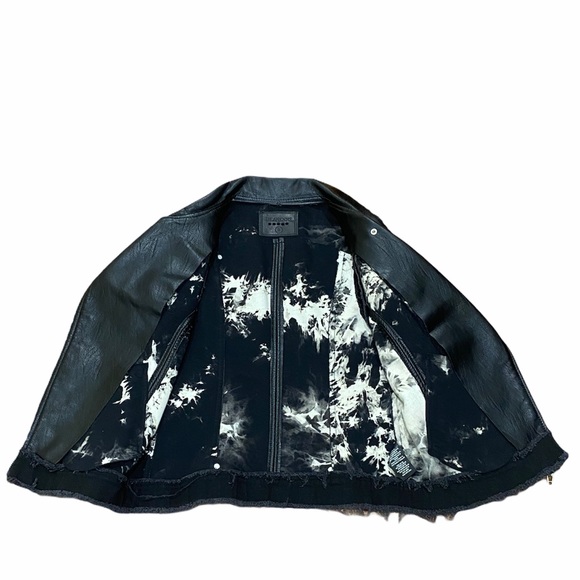 NEW!!!!**BLANK NYC**Faux Leather Vest**Small $148 - Picture 3 of 4